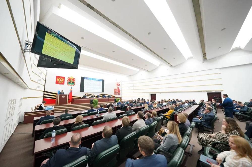 «Разрез Тайлепский» принял участие в совещании по промышленной безопасности угольных предприятий